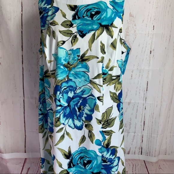 Dress Barn Dresses & Skirts - 5/$25 Dressbarn Women's Size 18 Floral Dress